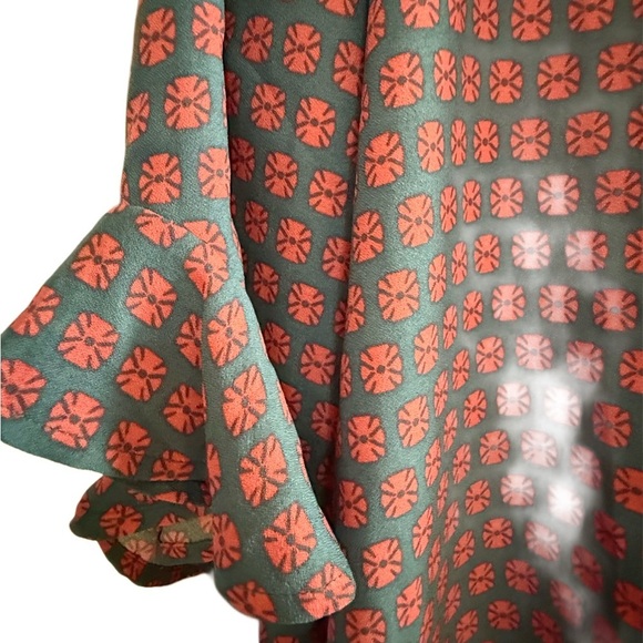 Floral Blue and Pink Women's Top size XL - Picture 4 of 12